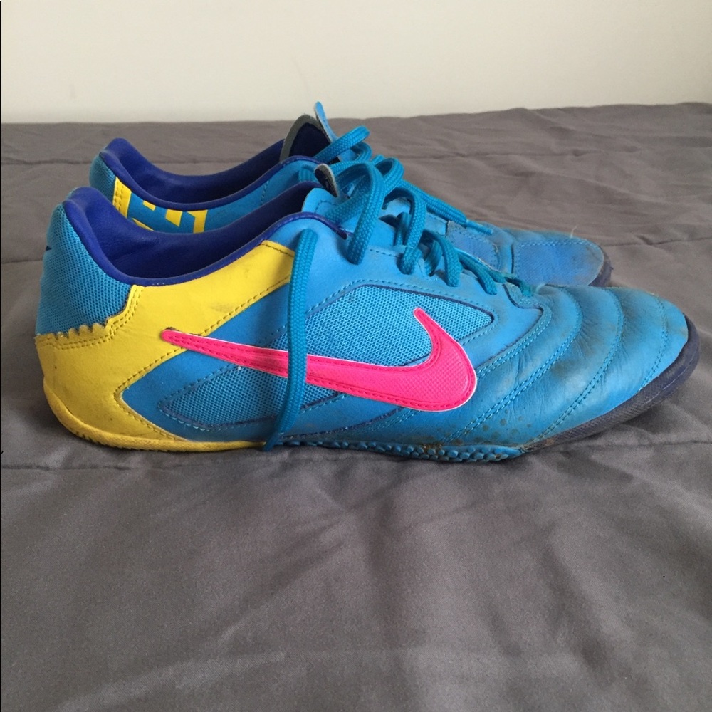 Nike indoor